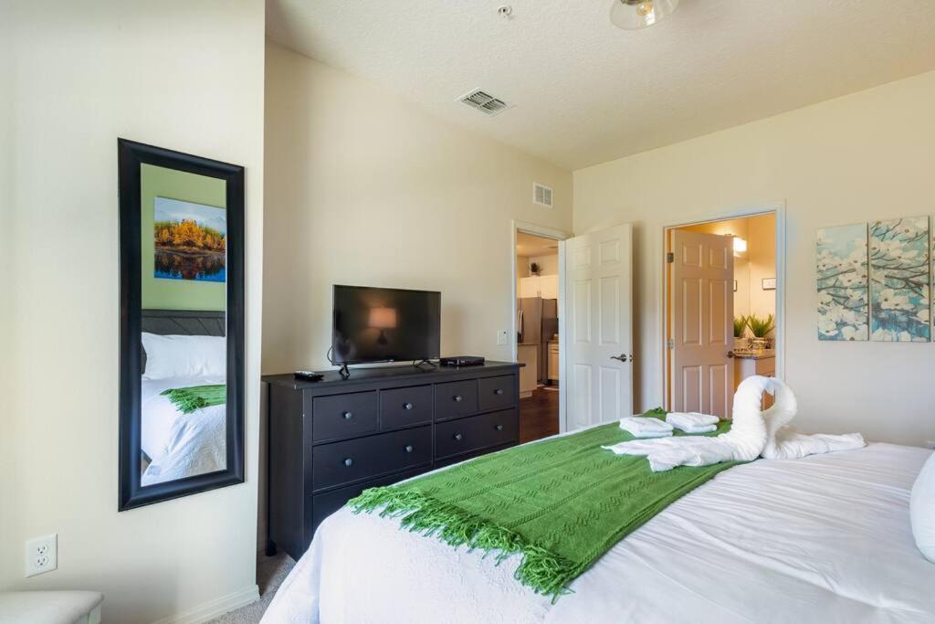 Super Comfy And Spacious 3 Bedroom 10 Minutes From Disney, With Major Shopping 4 Minutes Away Kissimmee Buitenkant foto