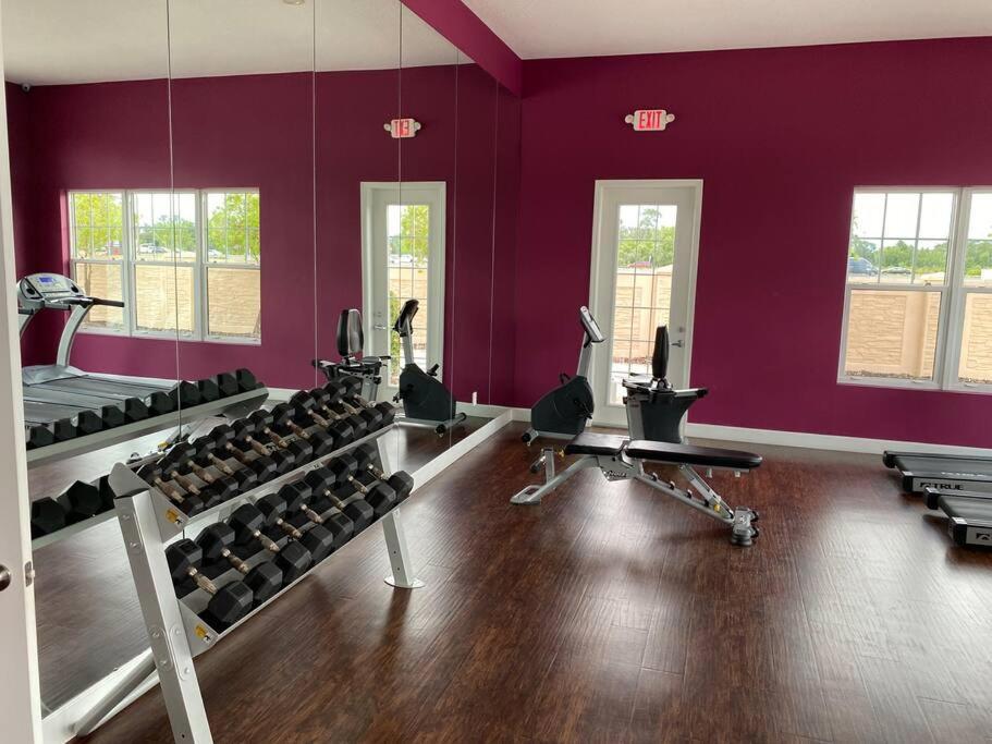 Super Comfy And Spacious 3 Bedroom 10 Minutes From Disney, With Major Shopping 4 Minutes Away Kissimmee Buitenkant foto