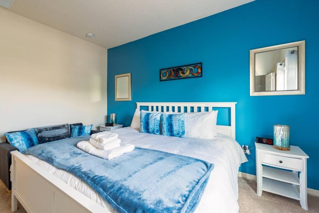 Super Comfy And Spacious 3 Bedroom 10 Minutes From Disney, With Major Shopping 4 Minutes Away Kissimmee Buitenkant foto